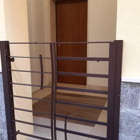 Affittacamere Casa Pompelmo Rosa